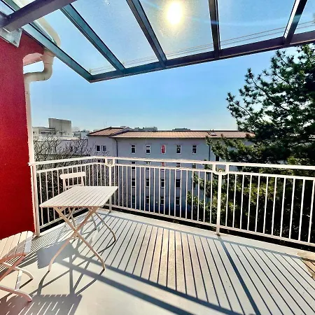 Downtown Chic - 8 Self Check-in 公寓